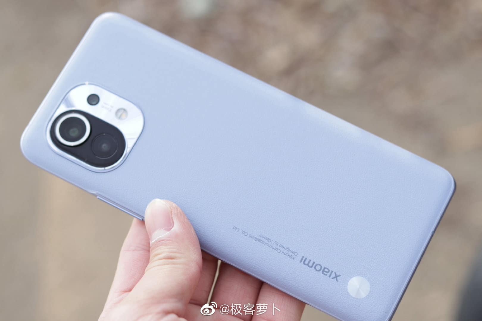 Đánh giá thiết kế Xiaomi Mi 11