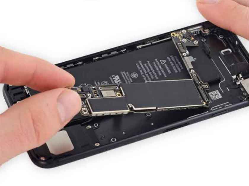 Dấu hiệu iPhone 7 Plus bị hư main, hỏng main