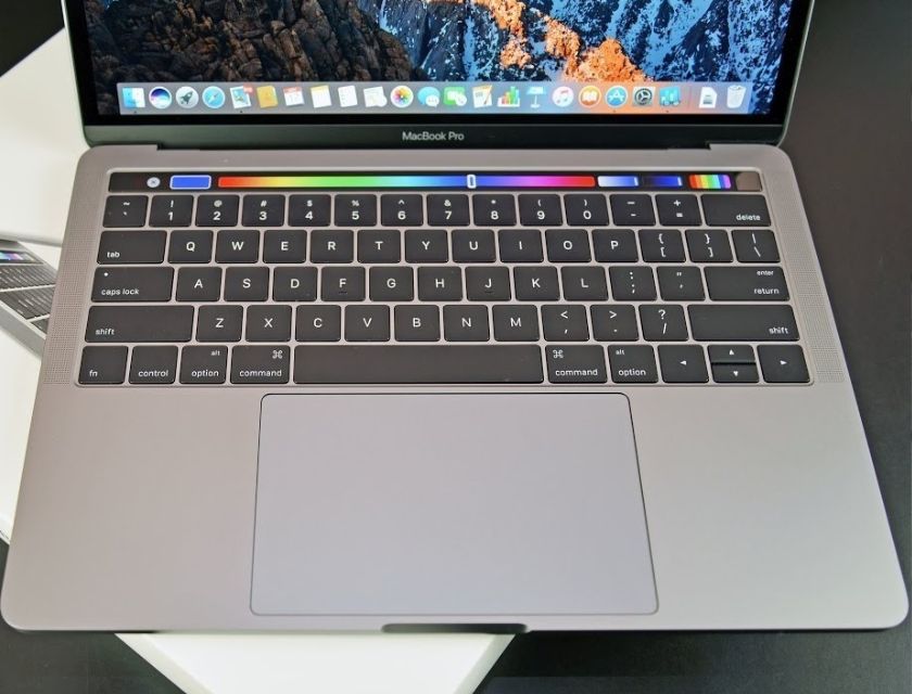 dấu hiệu nhận biết cần thay bàn phím Macbook?