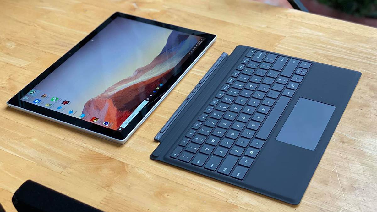 Có nên mua Surface cũ sử dụng hay không?