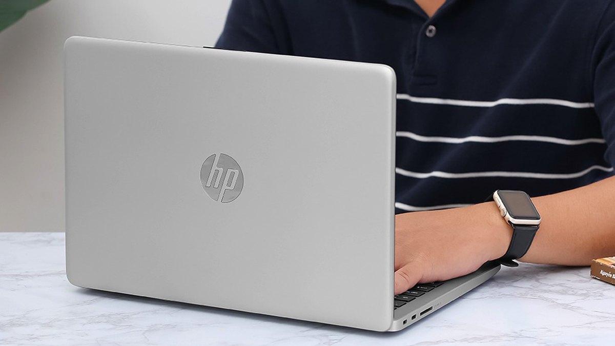 Laptop HP 245 G8 giá bán dưới 10 triệu đồng