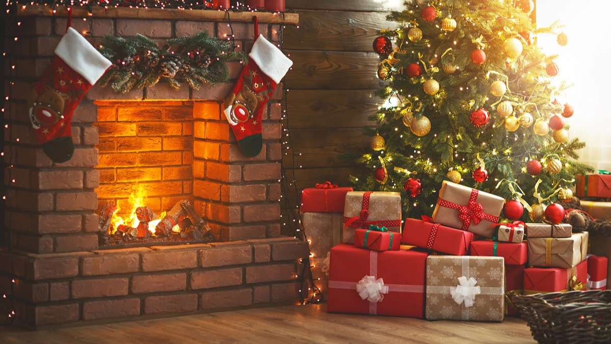 Lễ Giáng Sinh là gì và diễn ra vào ngày nào?