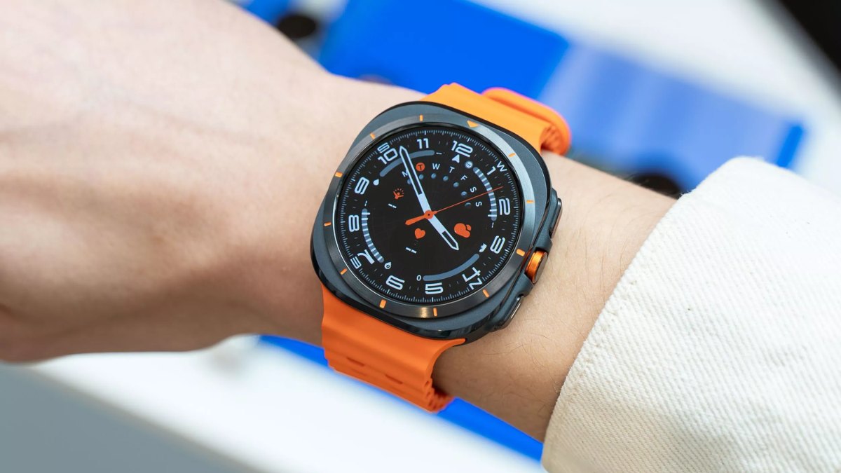 Samsung Galaxy Watch Ultra có giá bán bao nhiêu?