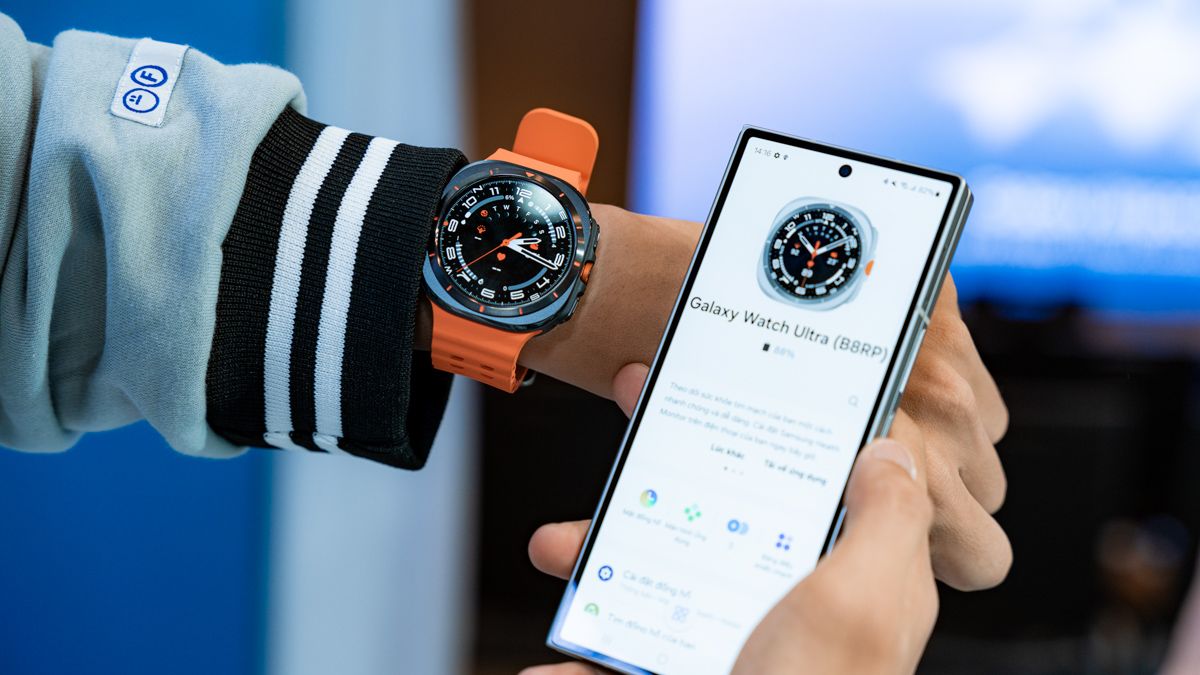 samsung galaxy watch ultra có gì mới theo dõi vị trí cực chuẩn với định vị GPS tần số kép