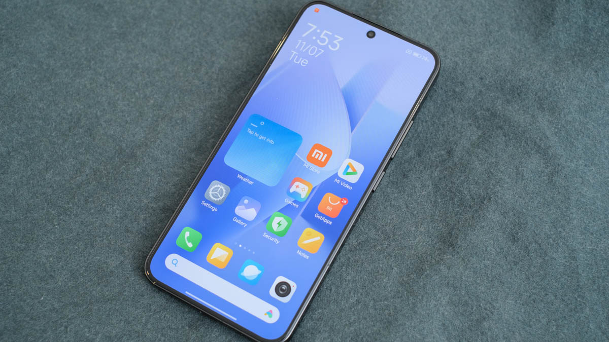 Giá điện thoại Xiaomi bao nhiêu tiền