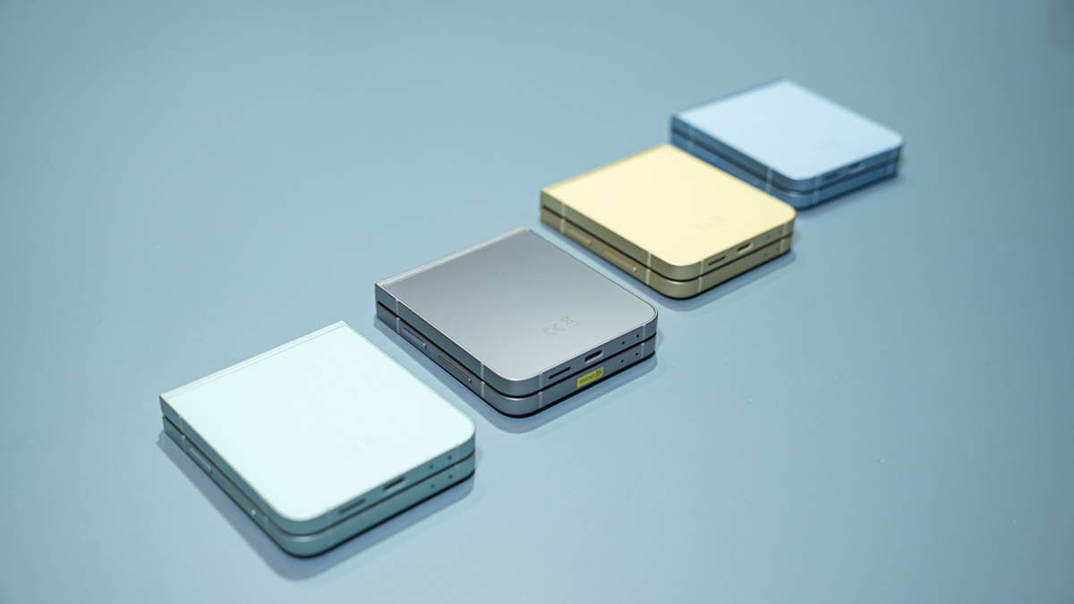 Samsung Galaxy Z Flip 7 có mấy màu và có khác biệt về giá cả không?