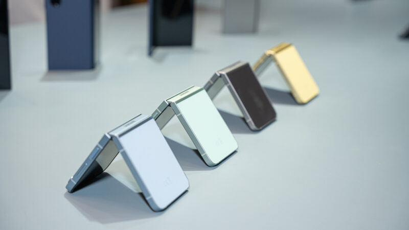 Samsung Galaxy Z Flip 7 có mấy màu? Có khác biệt giá cả?